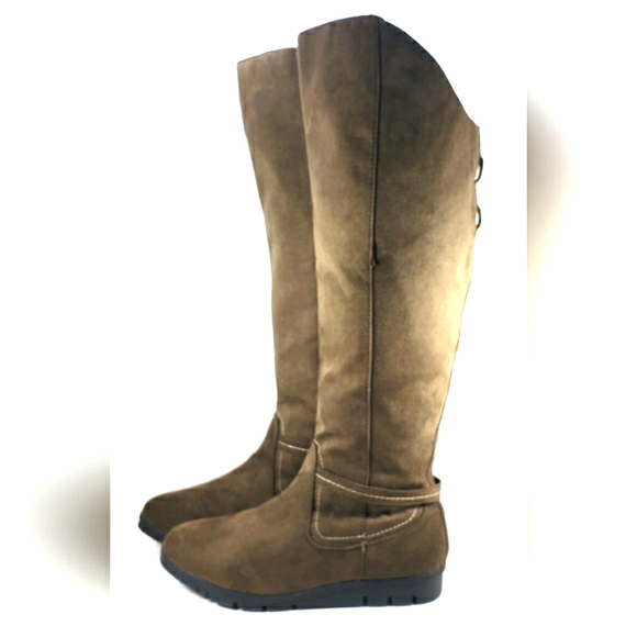 Basic Editions Brown Faux Seude, Pull On, Western Riding Boots. WMS 8 - Picture 2 of 10